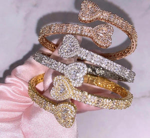 HEART BAGUETTE BANGLE - Drip Glam Shop