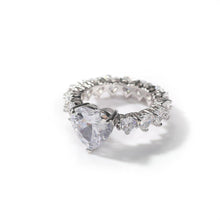 Load image into Gallery viewer, HEART DRIP RING - Drip Glam Shop